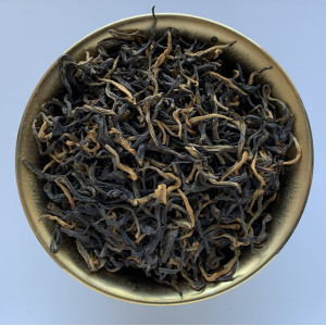 Черный красный чай Цзинь Цзюнь Мэй - Золотые Брови 100 г. Photo 2